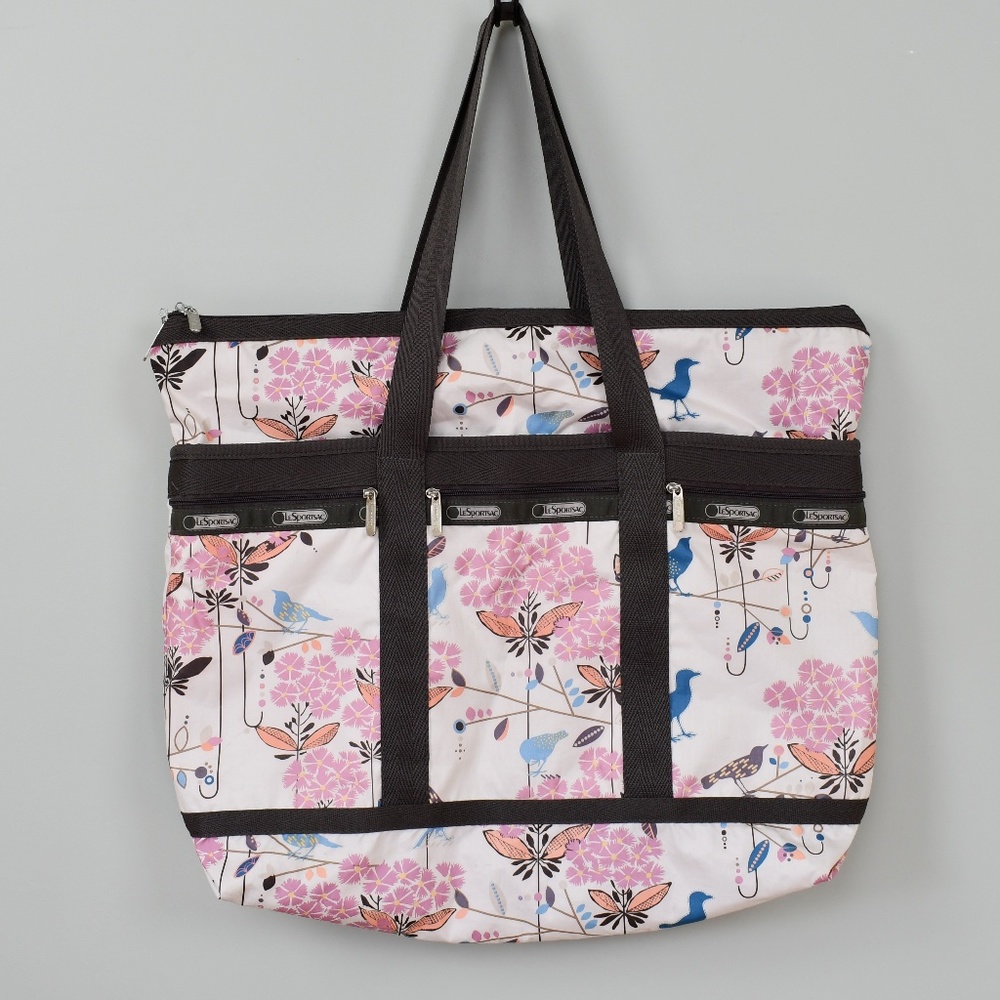 Just in! LeSportsac Classic Large Travel Tote